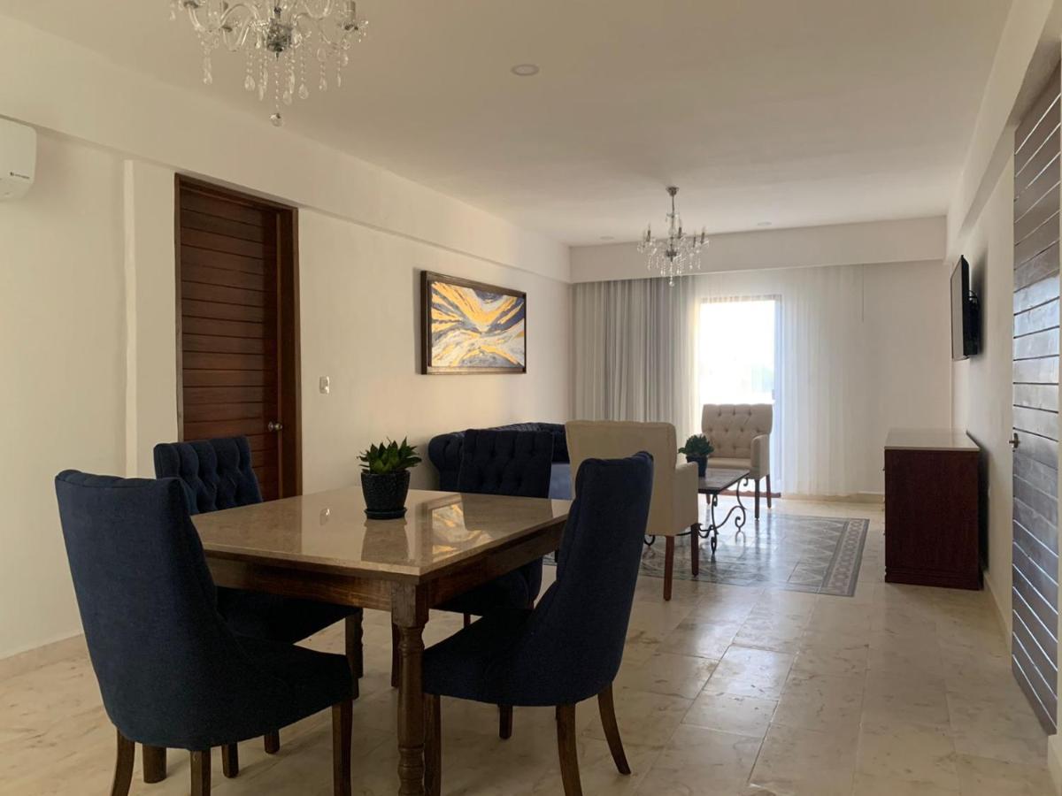 Real Hispano Valladolid  Extérieur photo A dining room in a house